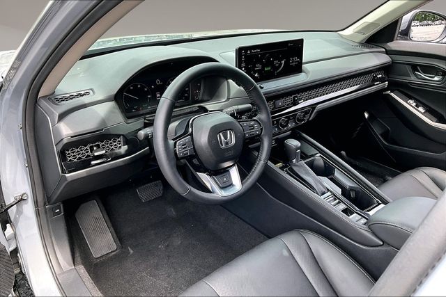 2025 Honda Accord Hybrid Touring - Photo 17