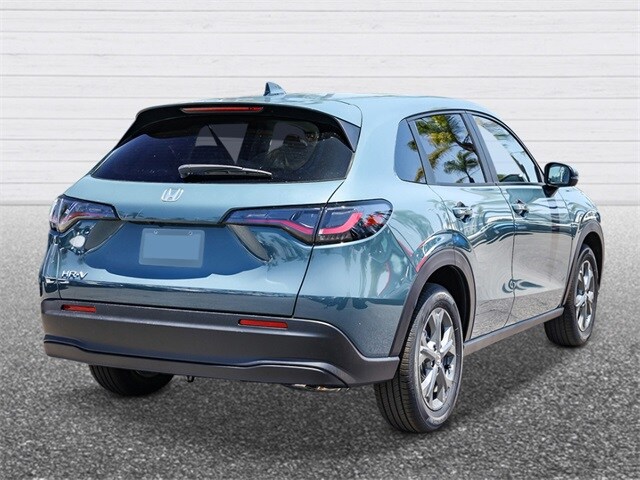 2026 Honda HR-V LX photo 3