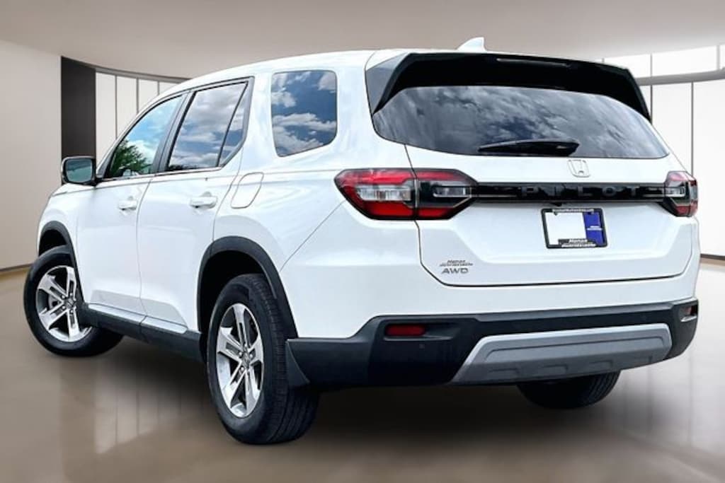 Certified 2023 Honda Pilot EX-L 8 Passenger SUV