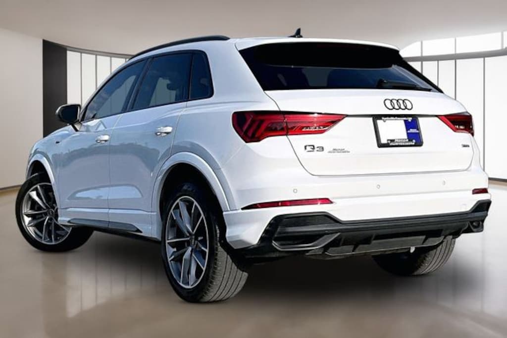 Used 2023 Audi Q3 45 S line Premium SUV