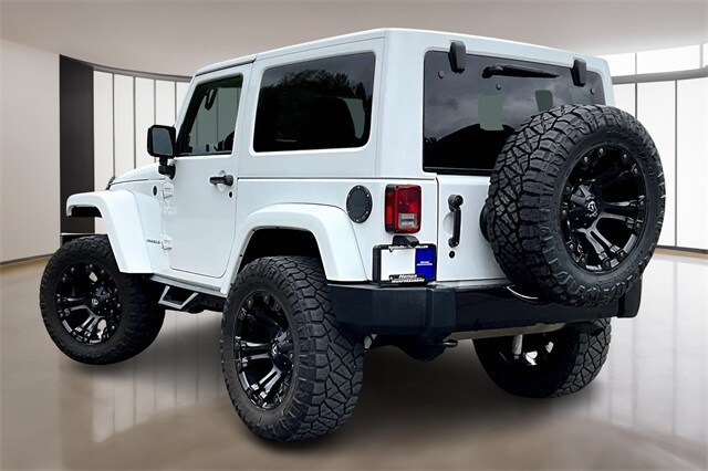 2014 Jeep Wrangler Sahara Altitude photo 4