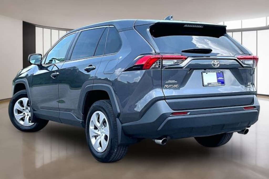 Used 2022 Toyota RAV4 LE SUV