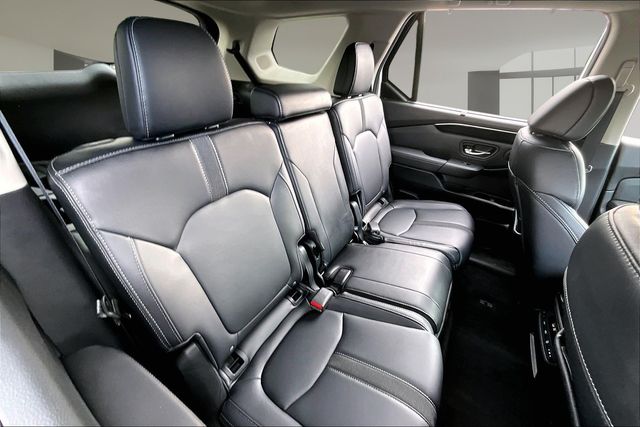 2025 Honda Pilot Touring - Photo 24