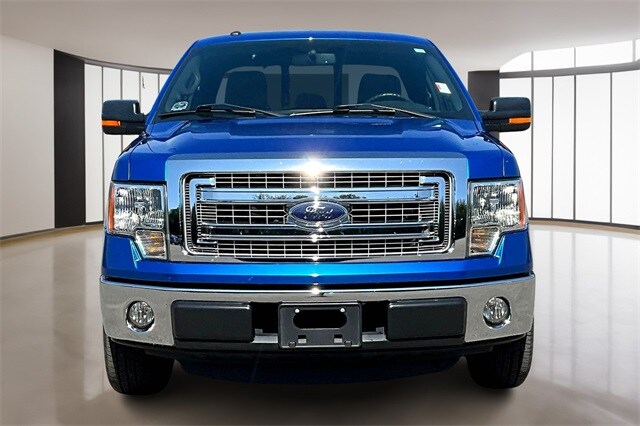 2013 Ford F-150 XLT photo 2