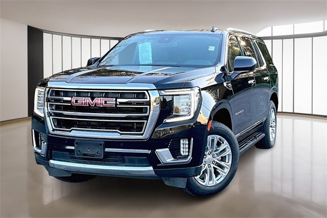 2023 GMC Yukon SLT's photo