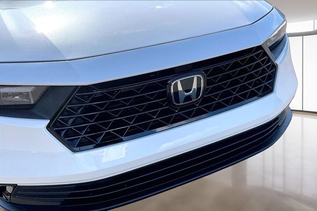 2025 Honda Accord SE - Photo 27
