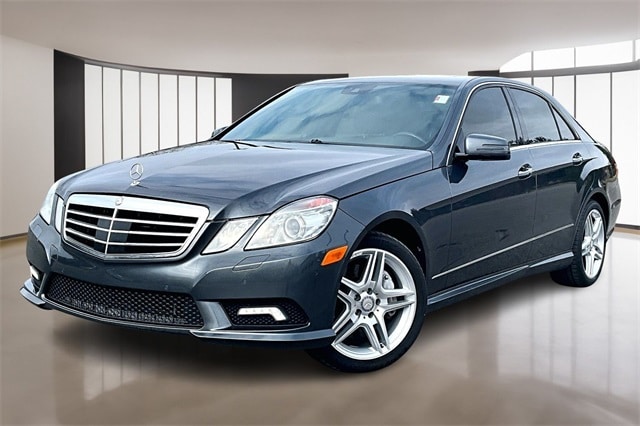 2011 Mercedes-Benz E-Class's photo