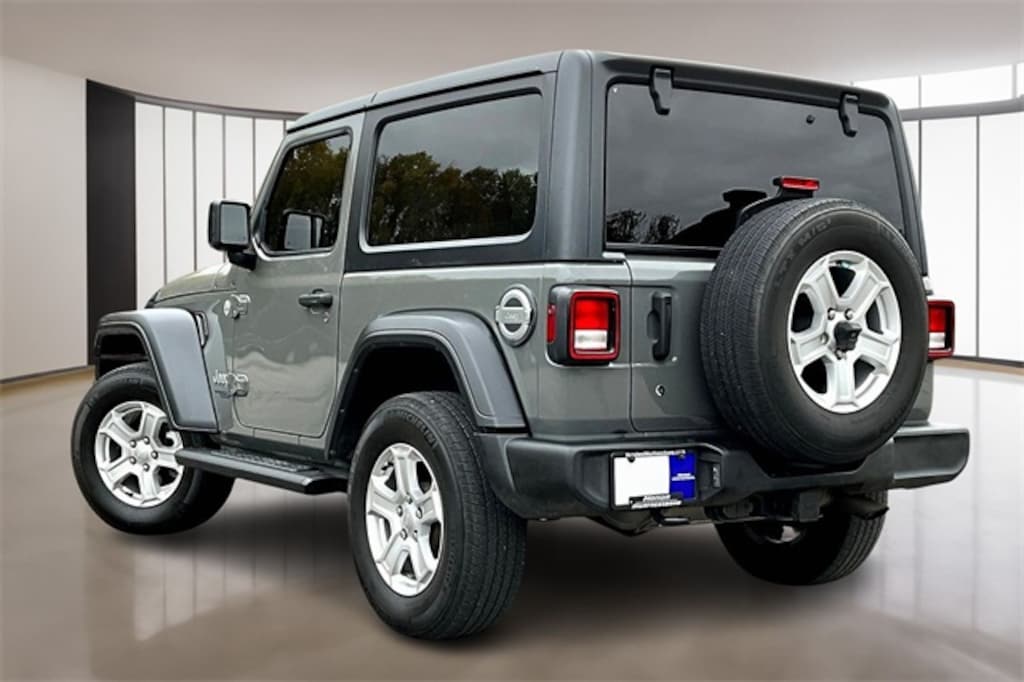Used 2019 Jeep Wrangler Sport 4x4 SUV