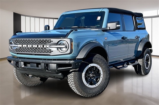 2023 Ford Bronco 4-Door Badlands's photo