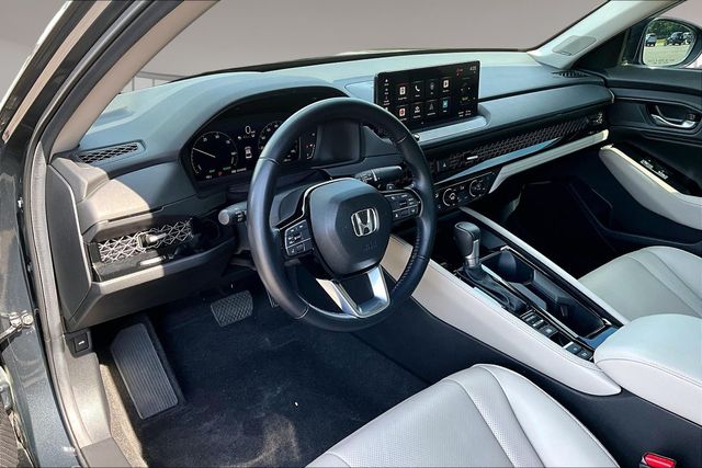 2024 Honda Accord Hybrid Touring - Photo 17
