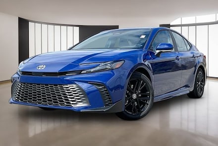 2025 Toyota Camry SE Sedan