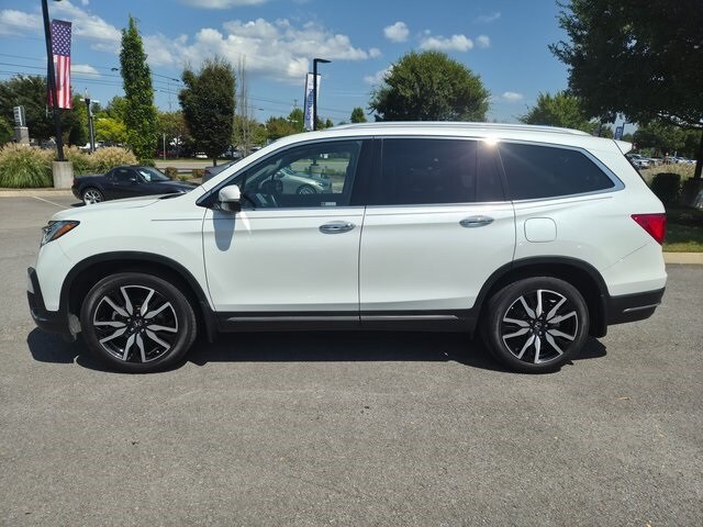 2020 Honda Pilot Touring photo 3