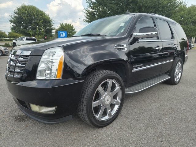 2014 Cadillac Escalade Base (Discontinued)
