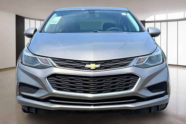 Used 2017 Chevrolet Cruze LT with VIN 1G1BE5SM8H7142468 for sale in Murfreesboro, TN