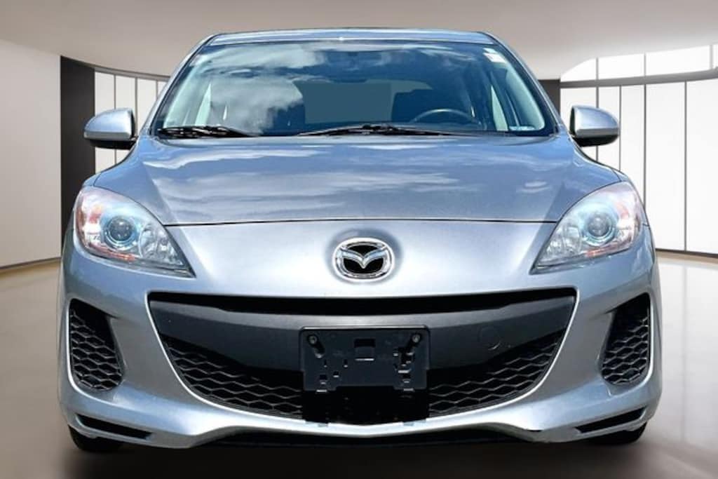 Used 2013 Mazda Mazda3 i Touring Hatchback