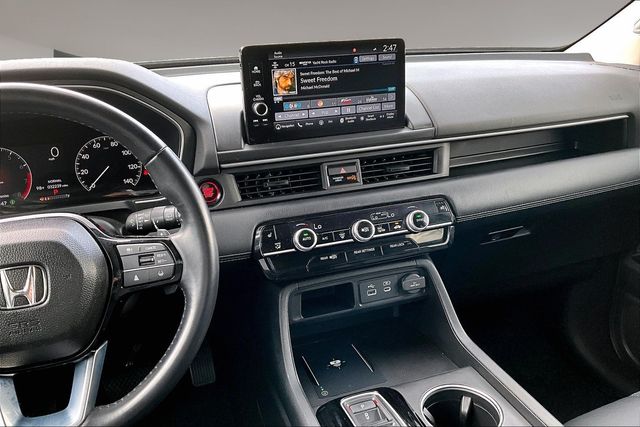 2025 Honda Pilot Touring - Photo 9