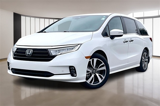 2023 Honda Odyssey Touring's photo