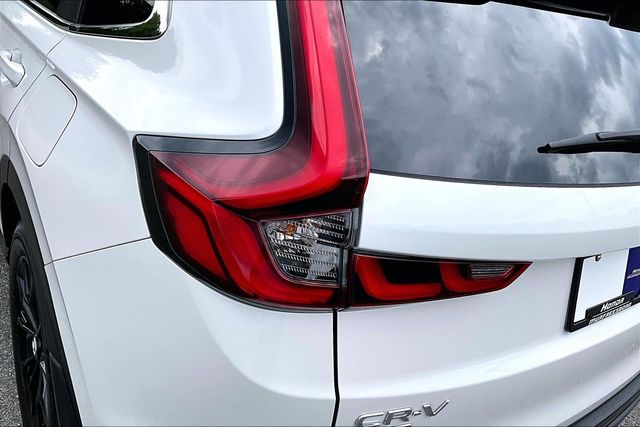 2025 Honda CR-V Sport - Photo 22