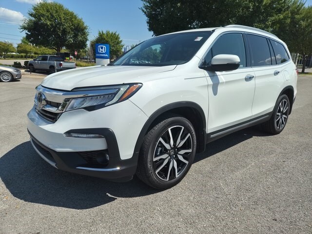 2020 Honda Pilot Touring photo 2