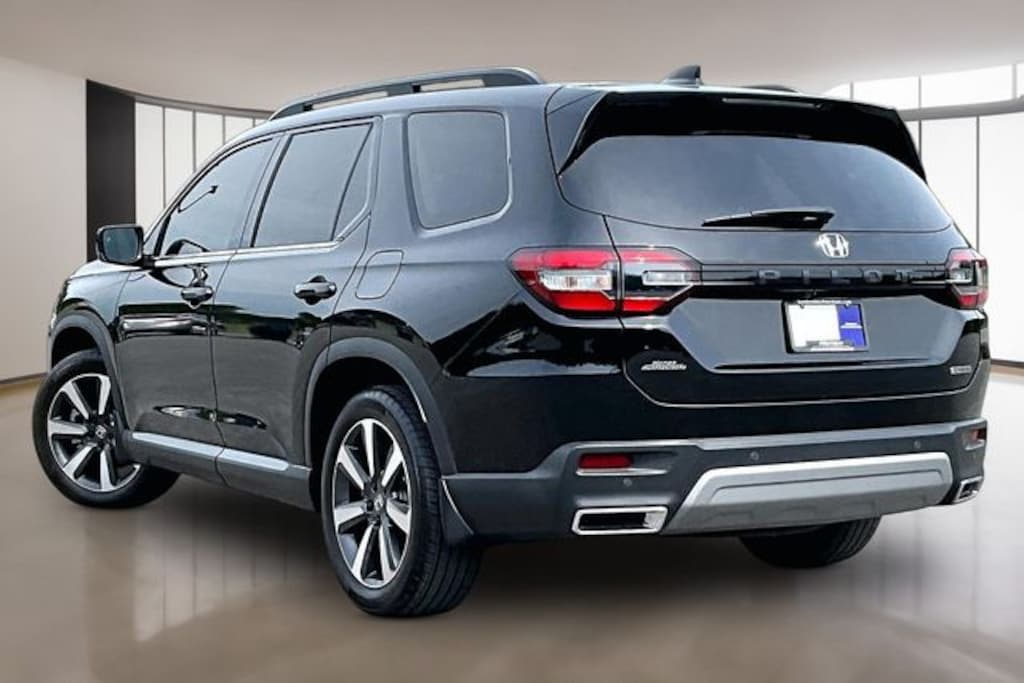 Certified 2025 Honda Pilot SUV