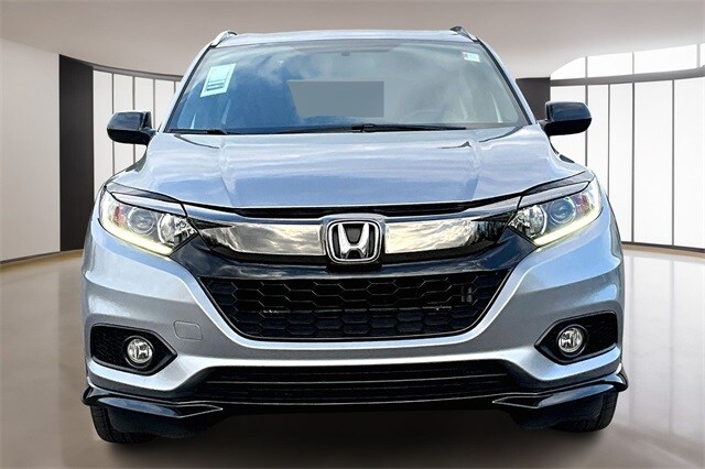 2019 Honda HR-V Sport 2WD photo 2