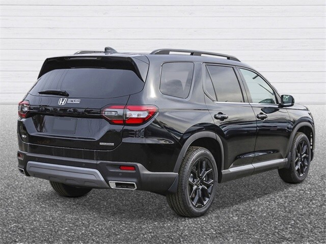 2025 Honda Pilot Touring photo 4