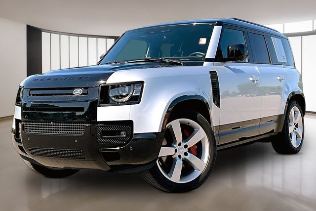 2024 Land Rover Defender 110 X P400's photo