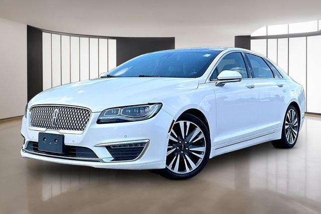 2017 Lincoln MKZ Reserve FWD's photo