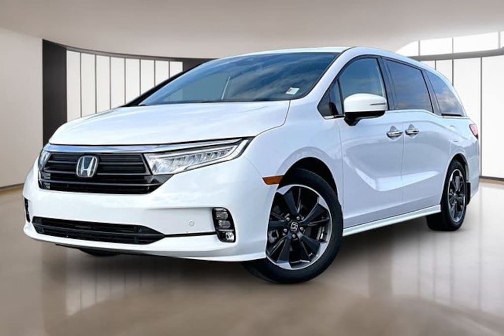 Certified 2024 Honda Odyssey Elite Van