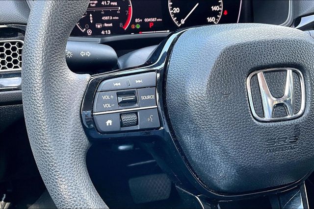 2025 Honda Civic LX - Photo 10