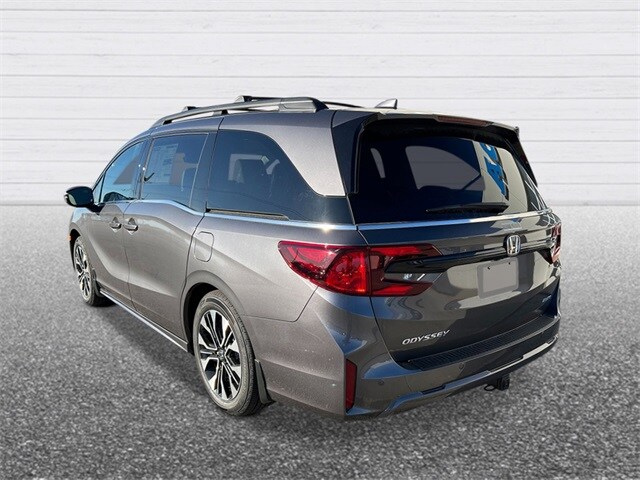2026 Honda Odyssey Elite photo 3
