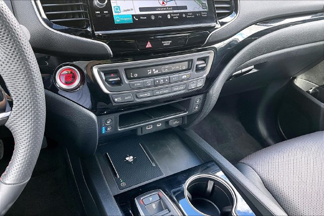 2026 Honda Ridgeline Black Edition - Photo 17