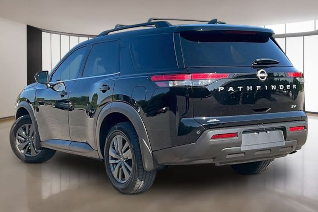 Used 2024 Nissan Pathfinder SV SUV