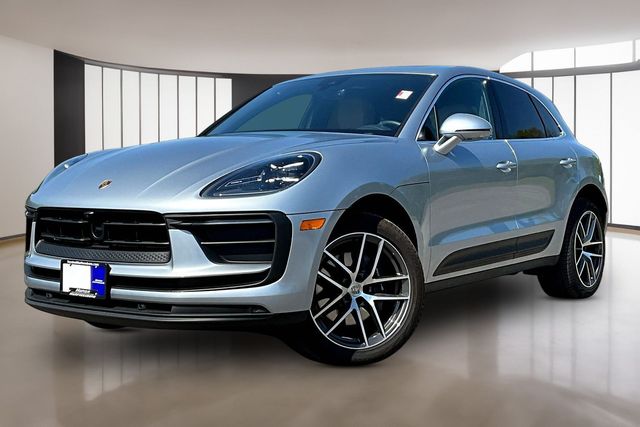 2026 Porsche Macan's photo
