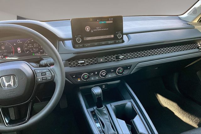 2025 Honda Accord SE - Photo 9