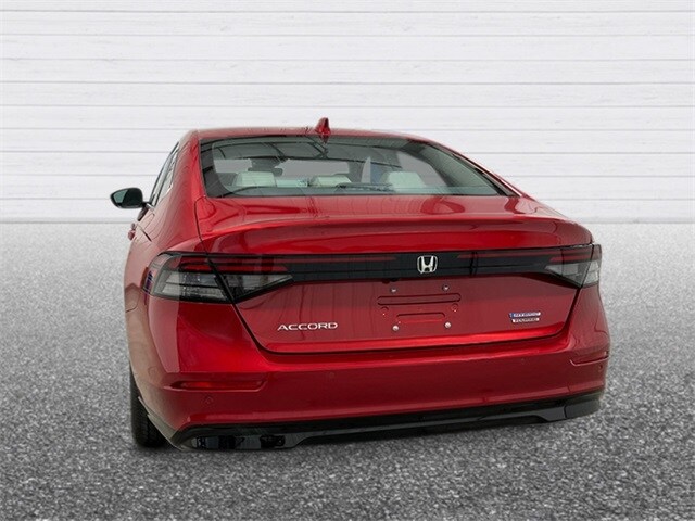 2025 Honda Accord Hybrid Touring photo 4