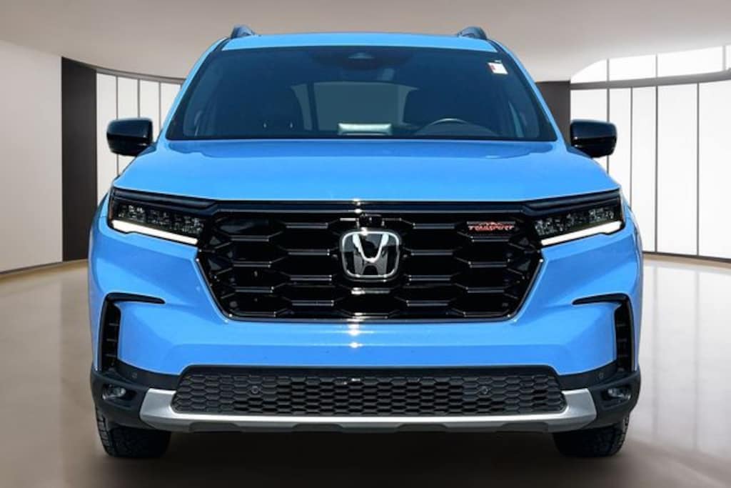 Certified 2025 Honda Pilot TrailSport SUV