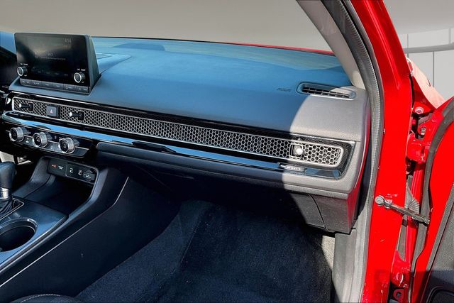 2025 Honda Civic LX - Photo 23