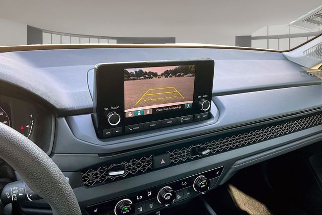 2025 Honda Accord SE - Photo 13