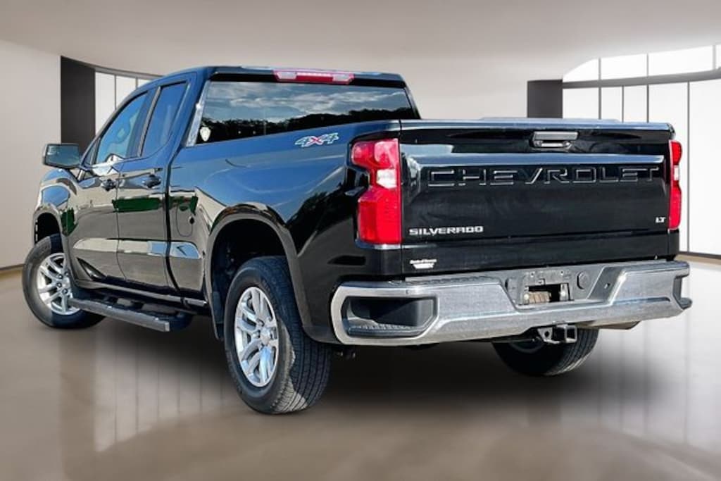 Used 2020 Chevrolet Silverado 1500 LT Truck Double Cab