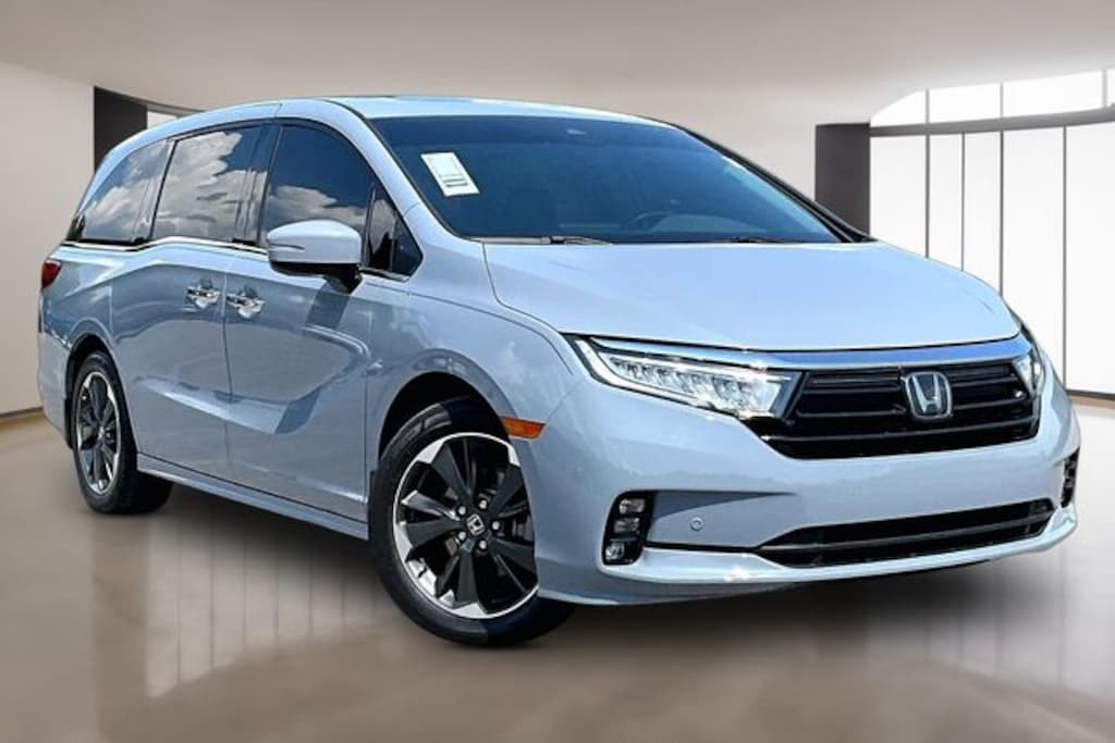 Used 2024 Honda Odyssey Elite Van
