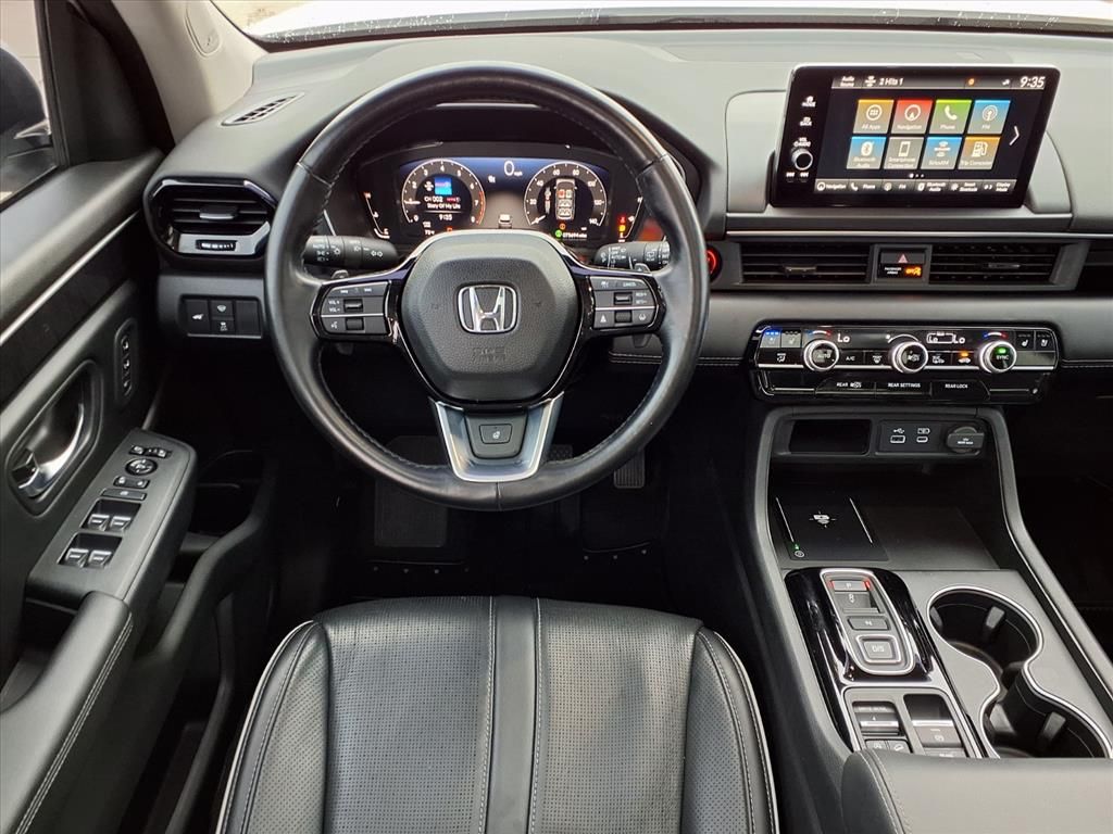 2023 Honda Pilot Elite photo 3