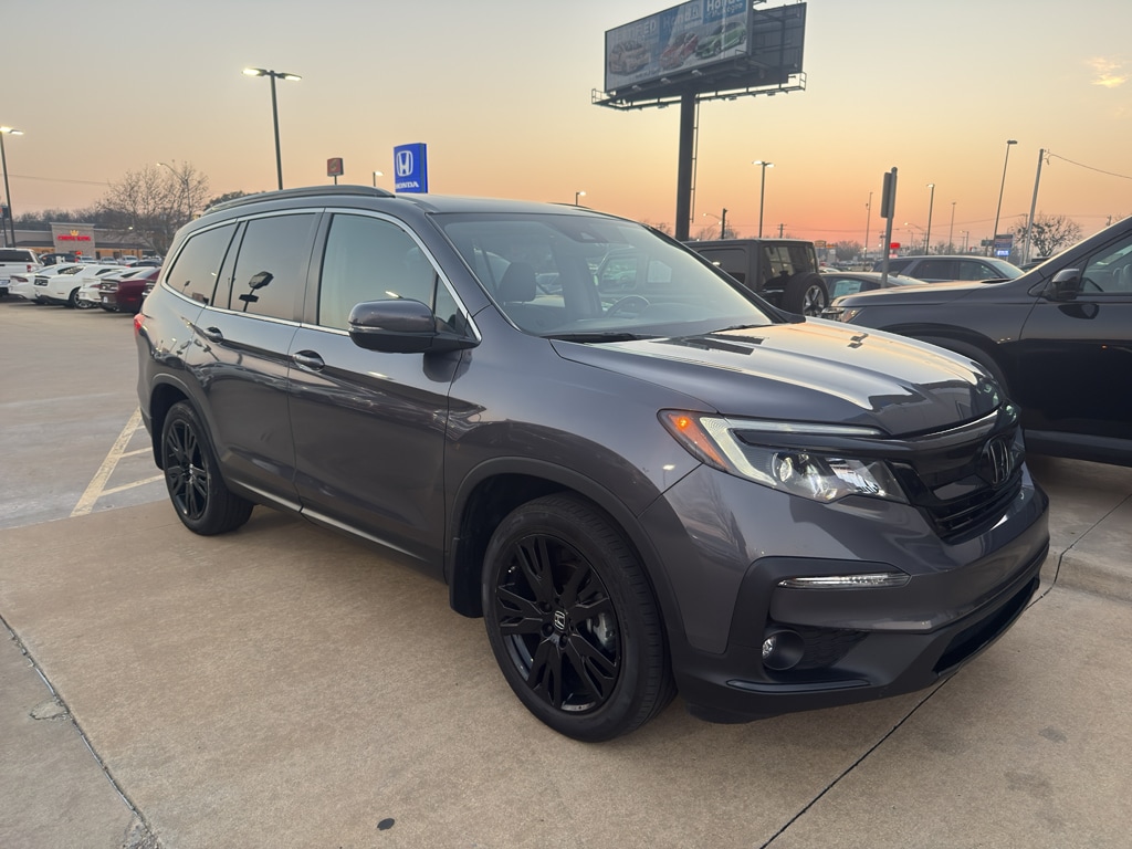 2022 Honda Pilot SE's photo