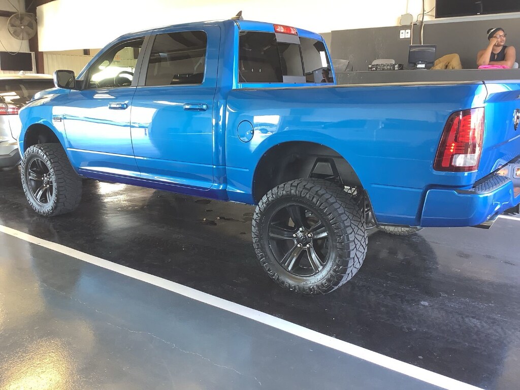 2018 Ram 1500 Sport photo 4