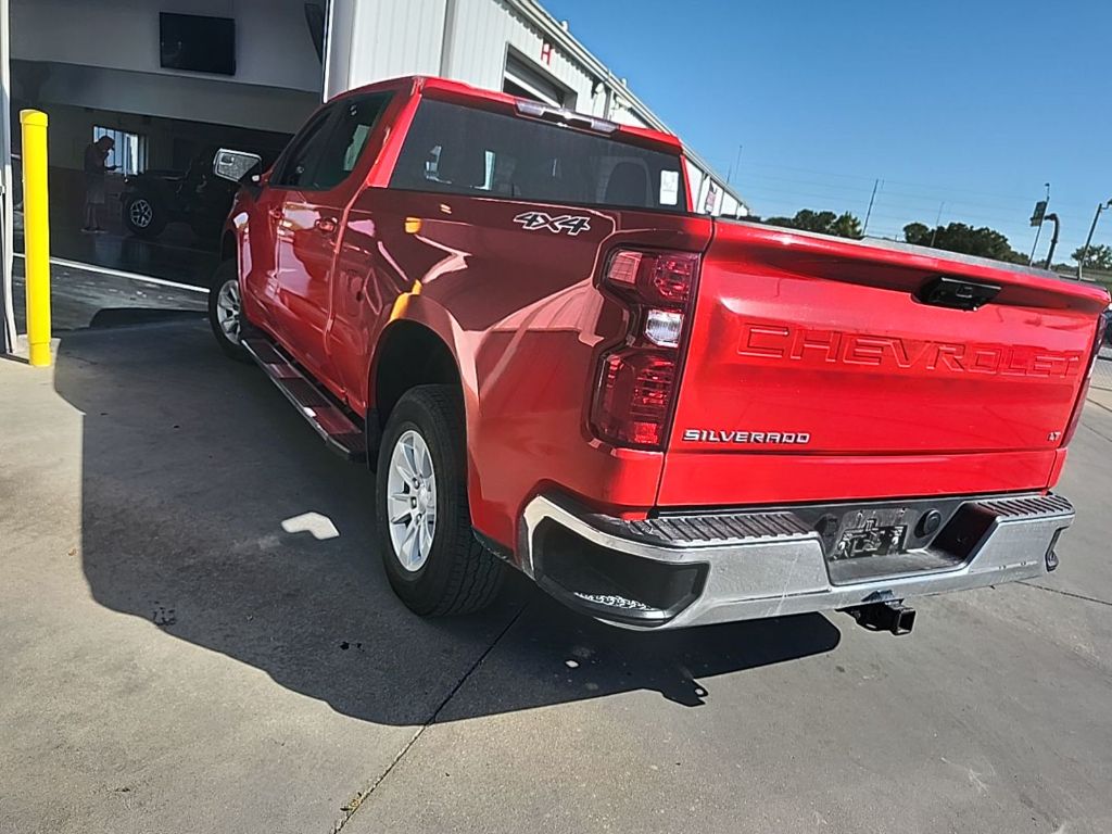 2024 Chevrolet Silverado LT photo 3
