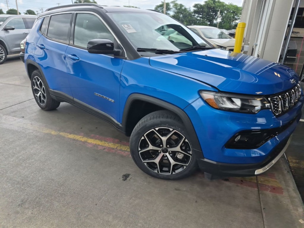 2025 Jeep Compass Limited 4X4's photo