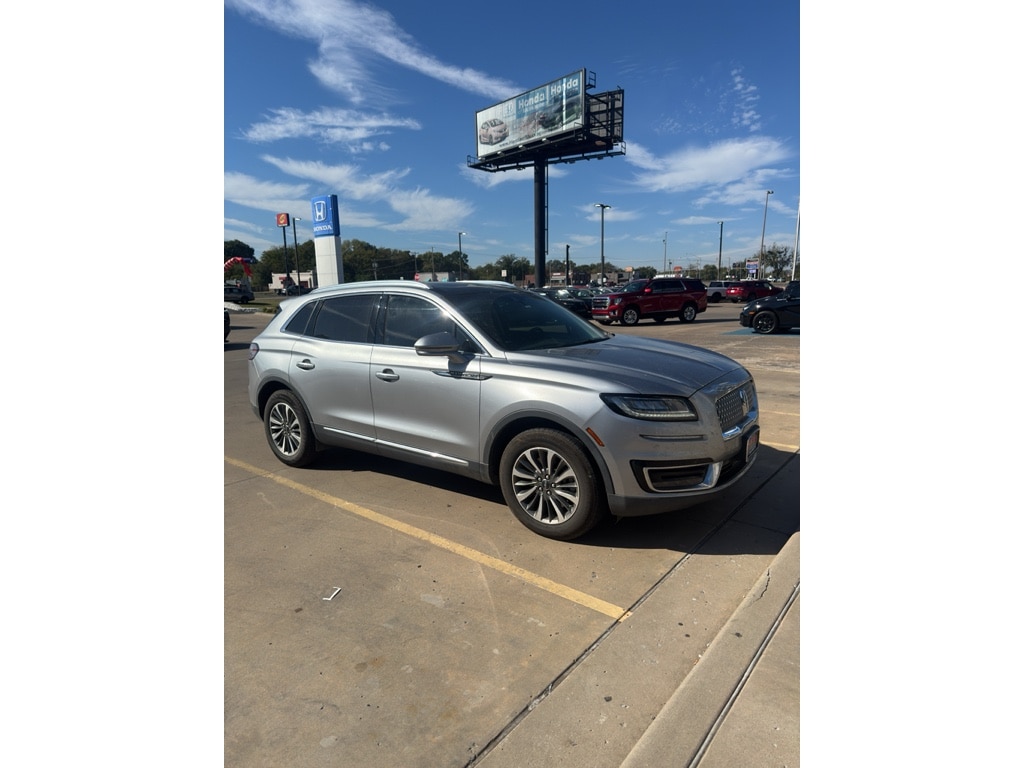 Used 2020 Lincoln Nautilus Reserve Sport Utility