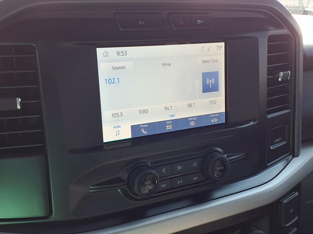 2023 Ford F-150 XLT photo 3