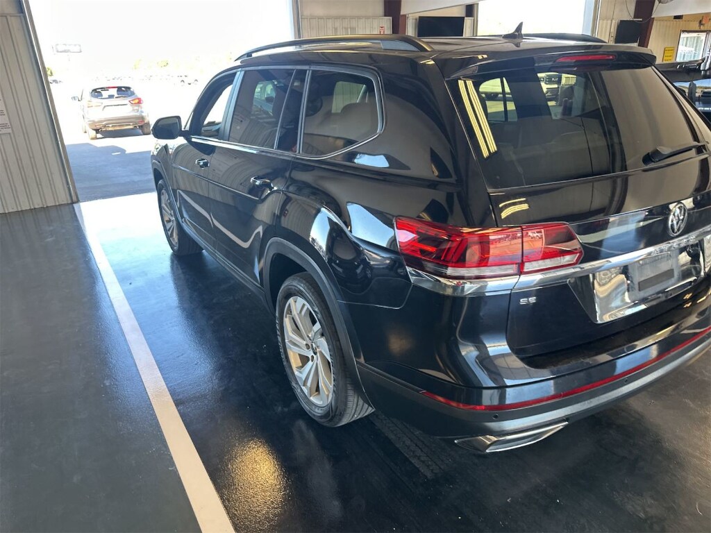 2022 Volkswagen Atlas SE Technology photo 4