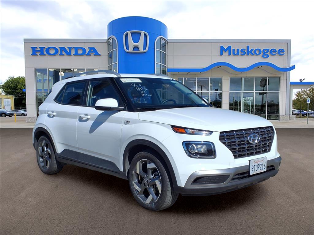 2025 Hyundai Venue SEL